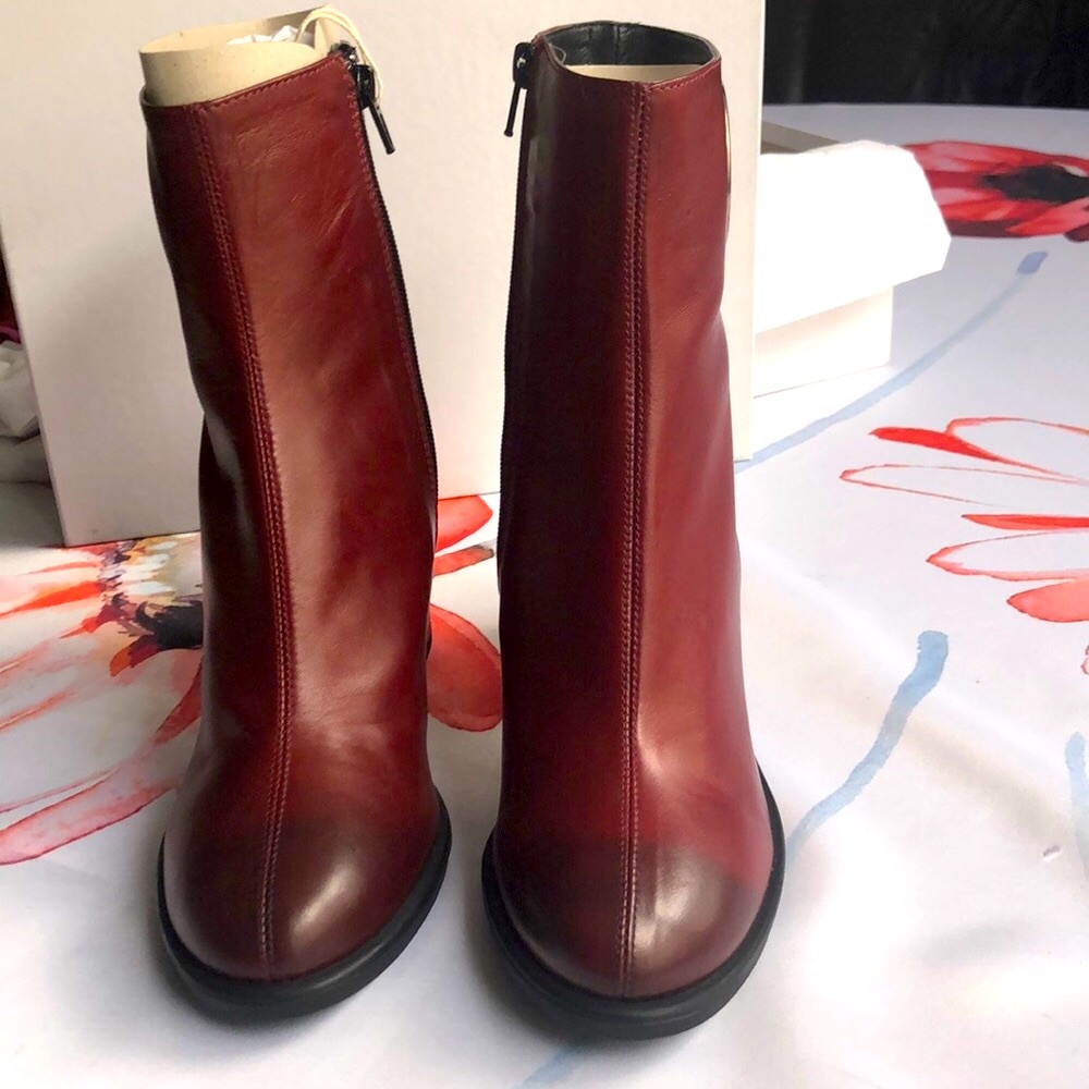 leather booties - Picture 4 of 9